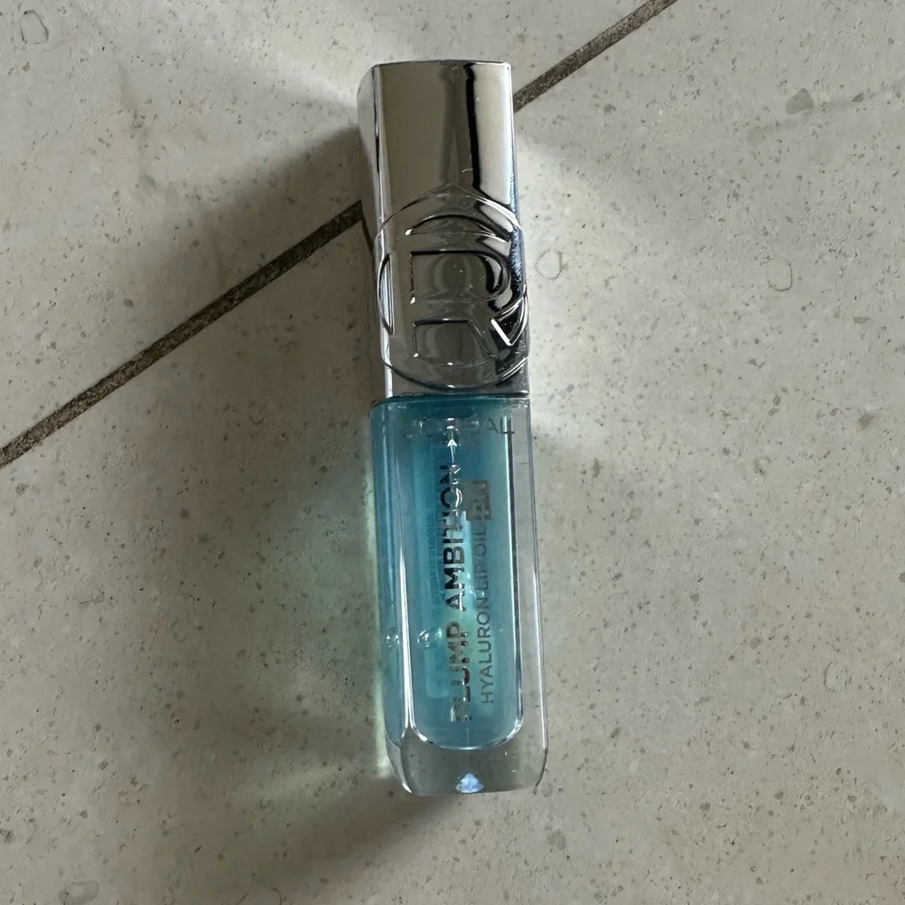Nwt L'Oreal Paris Plump Ambition Hyaluron pH Lip Oil Plumping Lip Gloss
